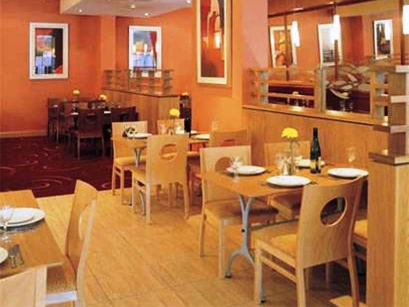 Jurys Christchurch Hotel 4*